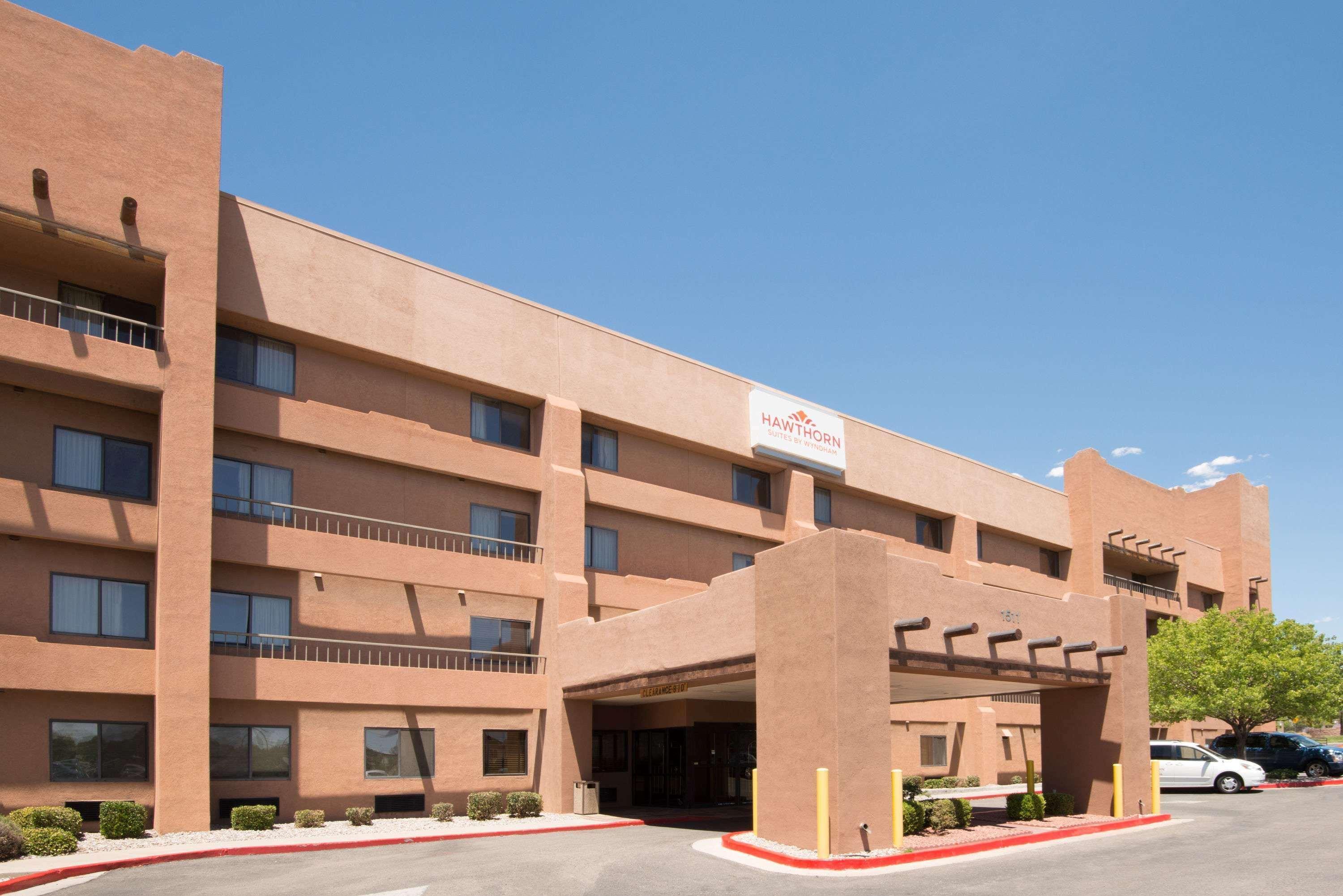 Hawthorn Suites By Wyndham Albuquerque Exterior photo